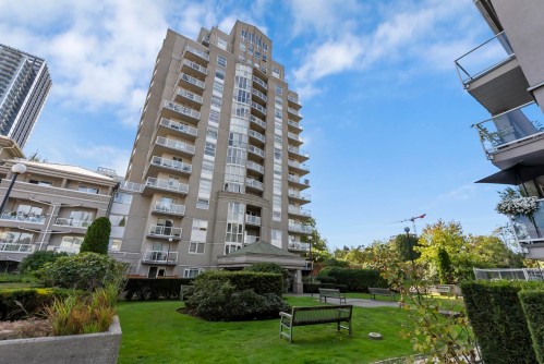 304-10523 University Drive, Surrey, BC 