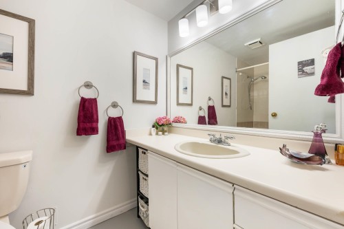 1-14820 100 Avenue, Surrey, BC 