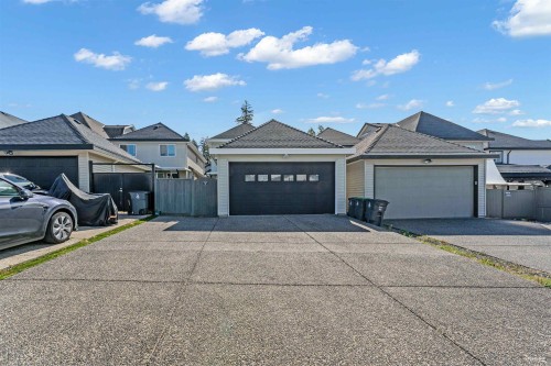 5865 131A Street, Surrey, BC 