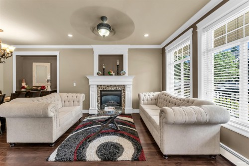 5865 131A Street, Surrey, BC 