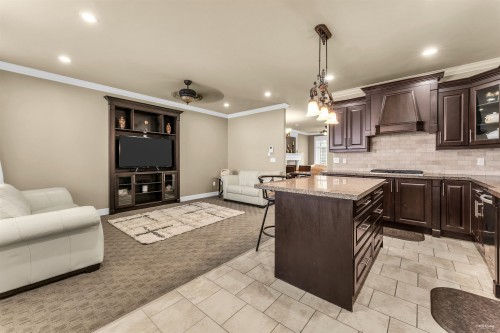 5865 131A Street, Surrey, BC 