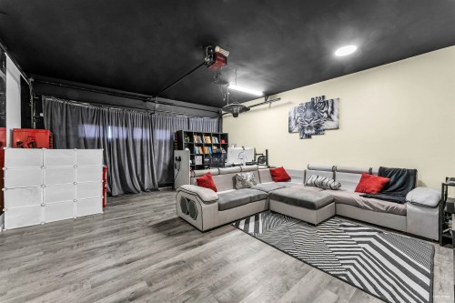 5865 131A Street, Surrey, BC 