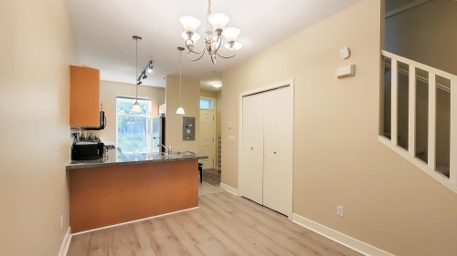 47-15353 100 Avenue, Surrey, BC 