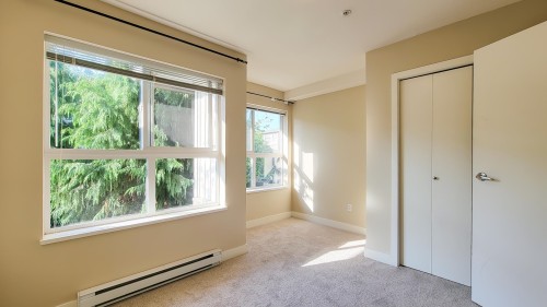 47-15353 100 Avenue, Surrey, BC 