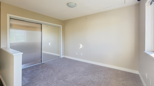 47-15353 100 Avenue, Surrey, BC 