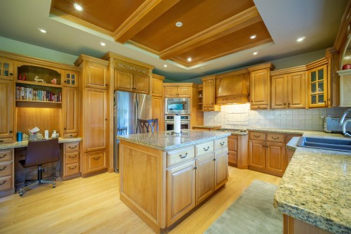 2530 138A Street, Surrey, BC 