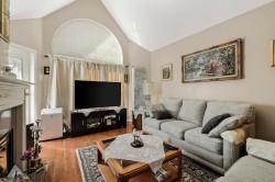 408-7435 121a Street  Surrey, BC V3W 0W8