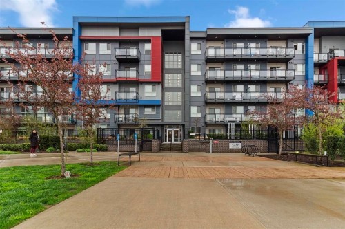 118-5486 199A Street, Langley, BC 