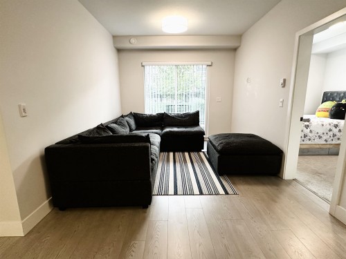 118-5486 199A Street, Langley, BC 