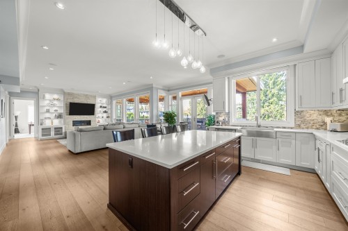 17585 Abbey Drive, Surrey, BC 