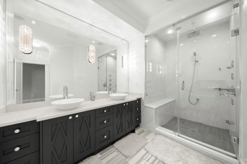 17585 Abbey Drive, Surrey, BC 