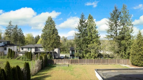 17585 Abbey Drive, Surrey, BC 