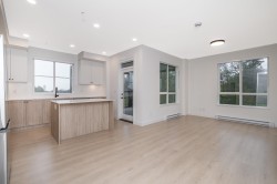 305-19979 76 Avenue  Langley, BC V2Y 1S3