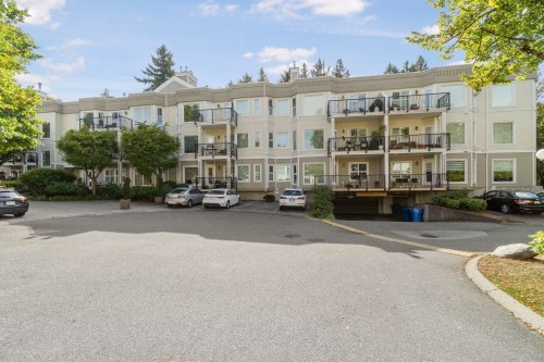 207-10320 156 Street, Surrey, BC 