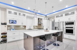 11899 74b Avenue  Delta, BC V4C 1H2