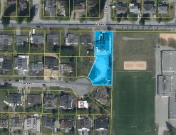 13698 113 Avenue  Surrey, BC V3R 2J1