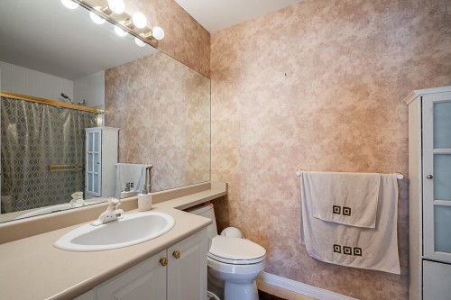 23-12165 75 Avenue, Surrey, BC 