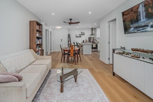 203-2700 Mccallum Road, Abbotsford, BC 