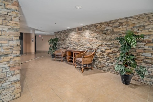 203-2700 Mccallum Road, Abbotsford, BC 