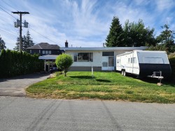 32136 Autumn Avenue  Abbotsford, BC V2T 1P1