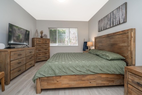 5040 223B Street, Langley, BC 