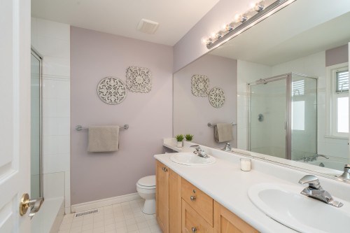 5040 223B Street, Langley, BC 