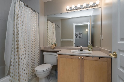 5040 223B Street, Langley, BC 