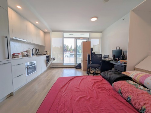 303-13685 102 Avenue, Surrey, BC 