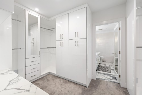 6899 Clevedon Drive, Surrey, BC 