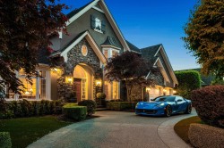 35386 Doneagle Place  Abbotsford, BC V3G 2X6