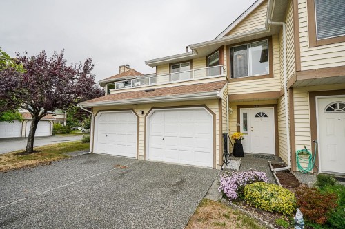 20-9259 122 Street  Surrey, BC V3V 7R3