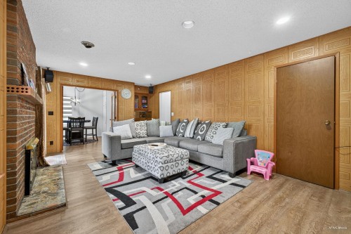 6774 129 Street, Surrey, BC 