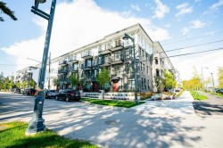 404-13929 105 Boulevard  Surrey, BC V3T 0R5