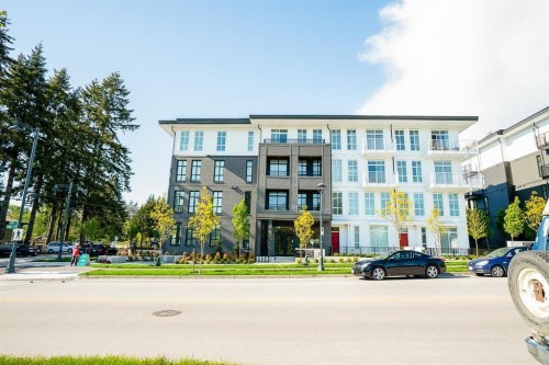 404-13929 105 Boulevard, Surrey, BC 