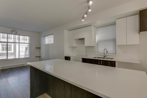 39-18681 68 Avenue, Surrey, BC 