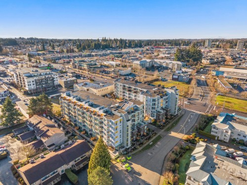 307-32838 Landeau Place, Abbotsford, BC 