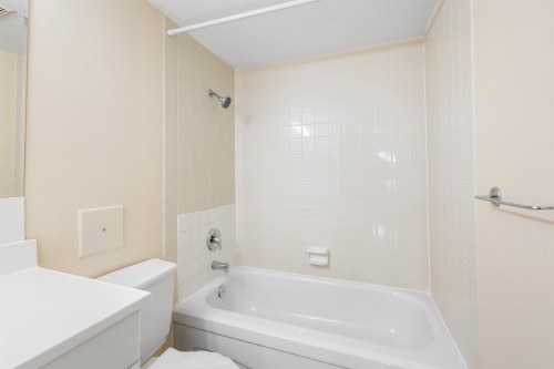 209-15268 100 Avenue, Surrey, BC 