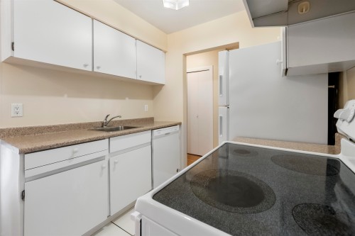 209-15268 100 Avenue, Surrey, BC 