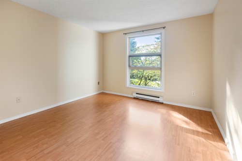 209-15268 100 Avenue, Surrey, BC 