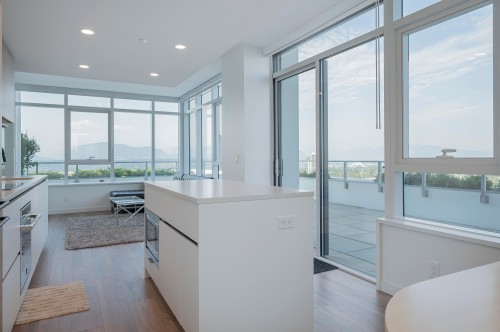 3801-10448 University Drive, Surrey, BC 