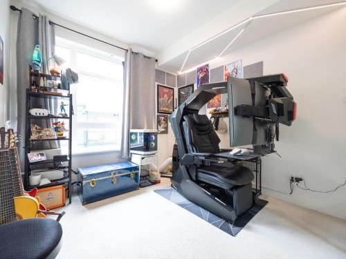 205-13919 Fraser Highway, Surrey, BC 