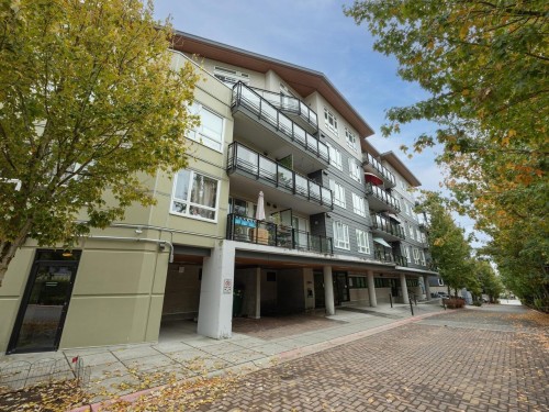 205-13919 Fraser Highway, Surrey, BC 