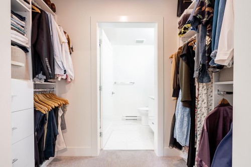 B311-8447 202 Street, Langley, BC 