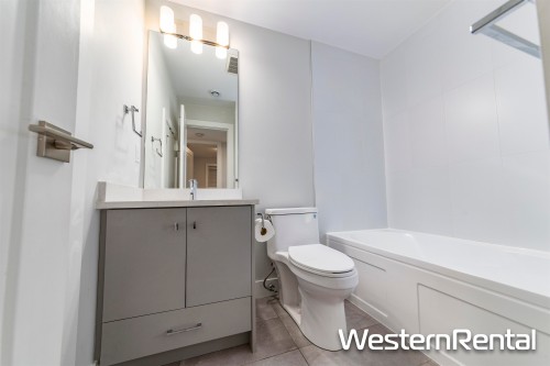 16591 25A Avenue, Surrey, BC 