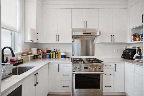 2811 202A Street, Langley, BC 