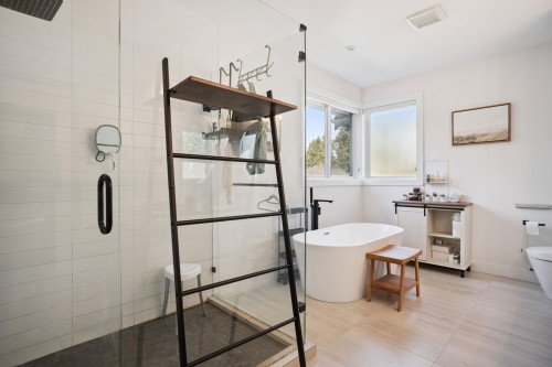 2811 202A Street, Langley, BC 