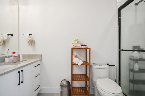 2811 202A Street, Langley, BC 