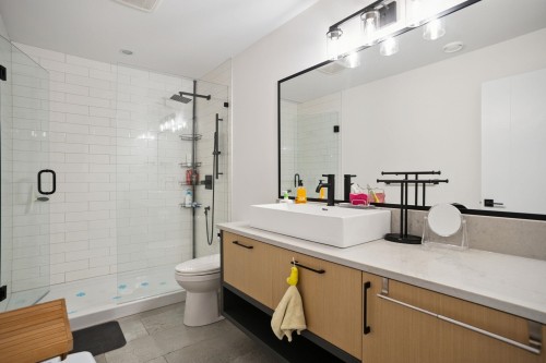 2811 202A Street, Langley, BC 