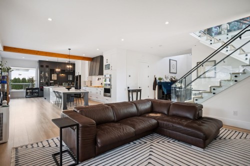 2811 202A Street, Langley, BC 