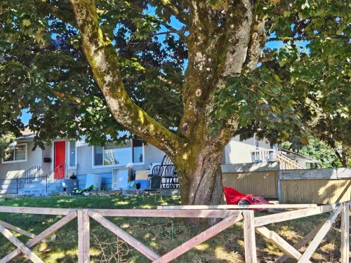 10564 137A Street, Surrey, BC 